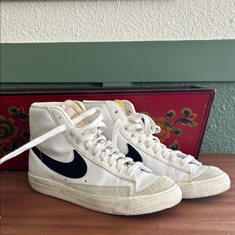 Nike shoes